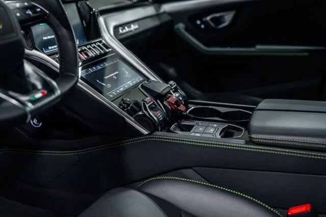 2023 Lamborghini Urus S - Image 21 of 31