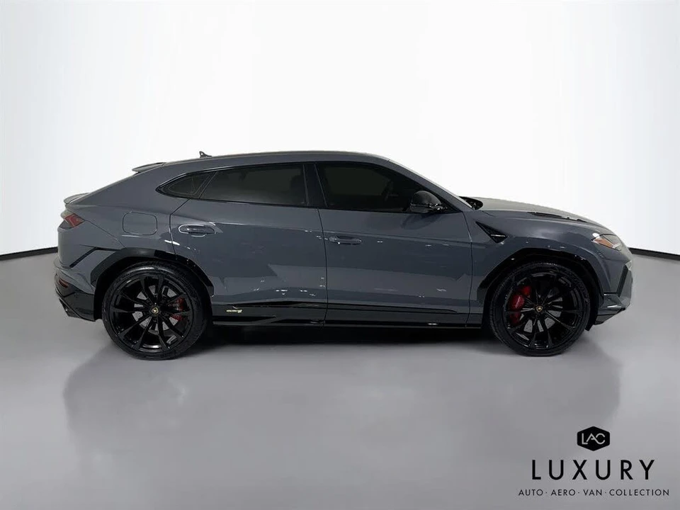 2023 Lamborghini Urus S - Image 5 of 6