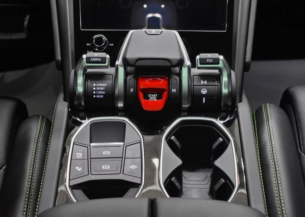 2023 Lamborghini Urus S - Image 28 of 31