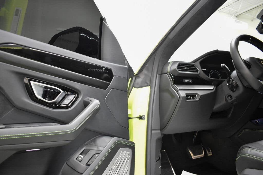 2023 Lamborghini Urus S - Image 16 of 31