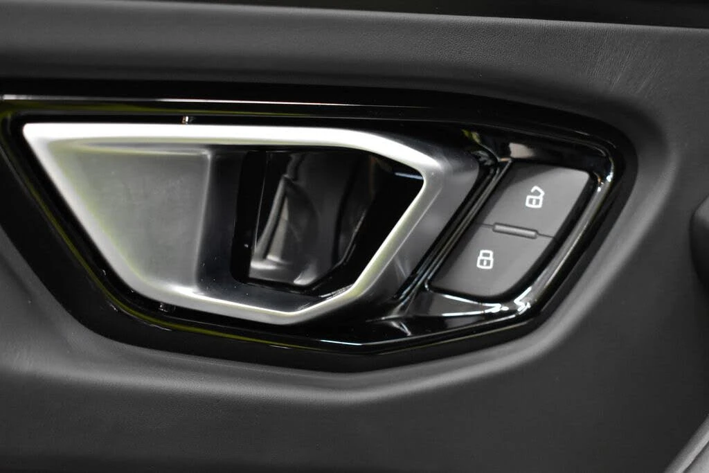 2023 Lamborghini Urus S - Image 17 of 31