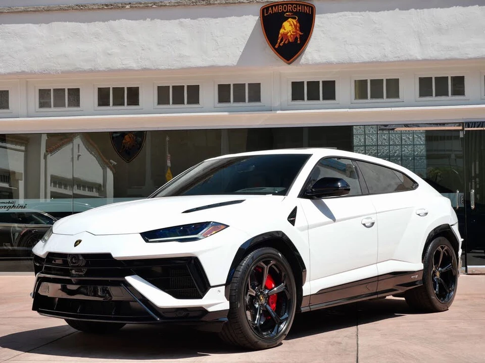 2023 Lamborghini Urus S - Image 12 of 28