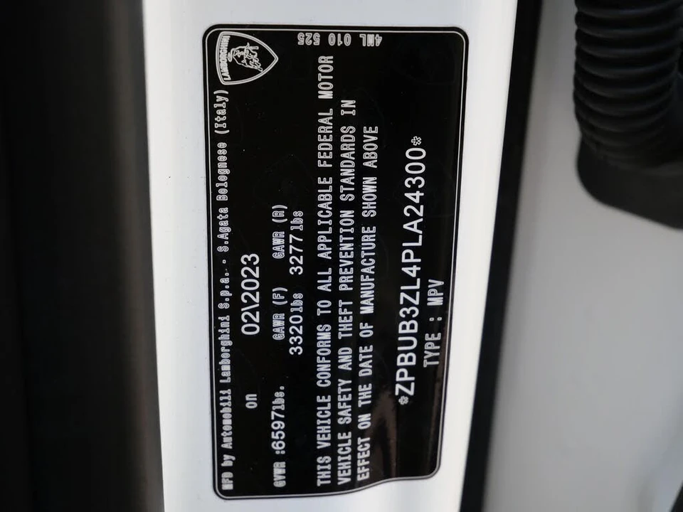 2023 Lamborghini Urus S - Image 28 of 28