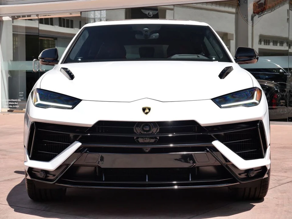 2023 Lamborghini Urus S - Image 3 of 28