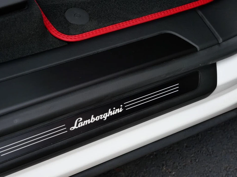 2023 Lamborghini Urus S - Image 26 of 28