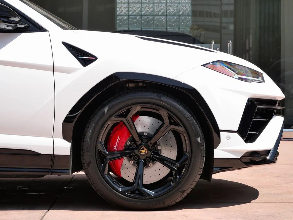 2023 Lamborghini Urus S - Image 9 of 28