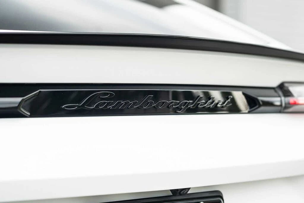 2023 Lamborghini Urus S - Image 12 of 31
