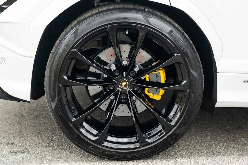 2023 Lamborghini Urus S - Image 16 of 31