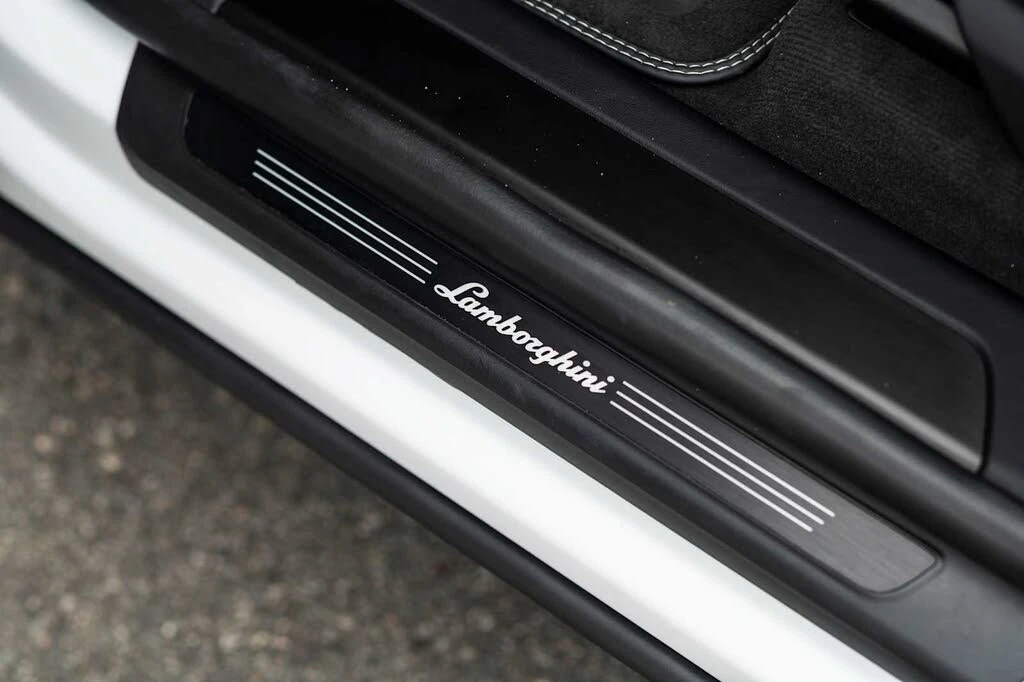 2023 Lamborghini Urus S - Image 21 of 31