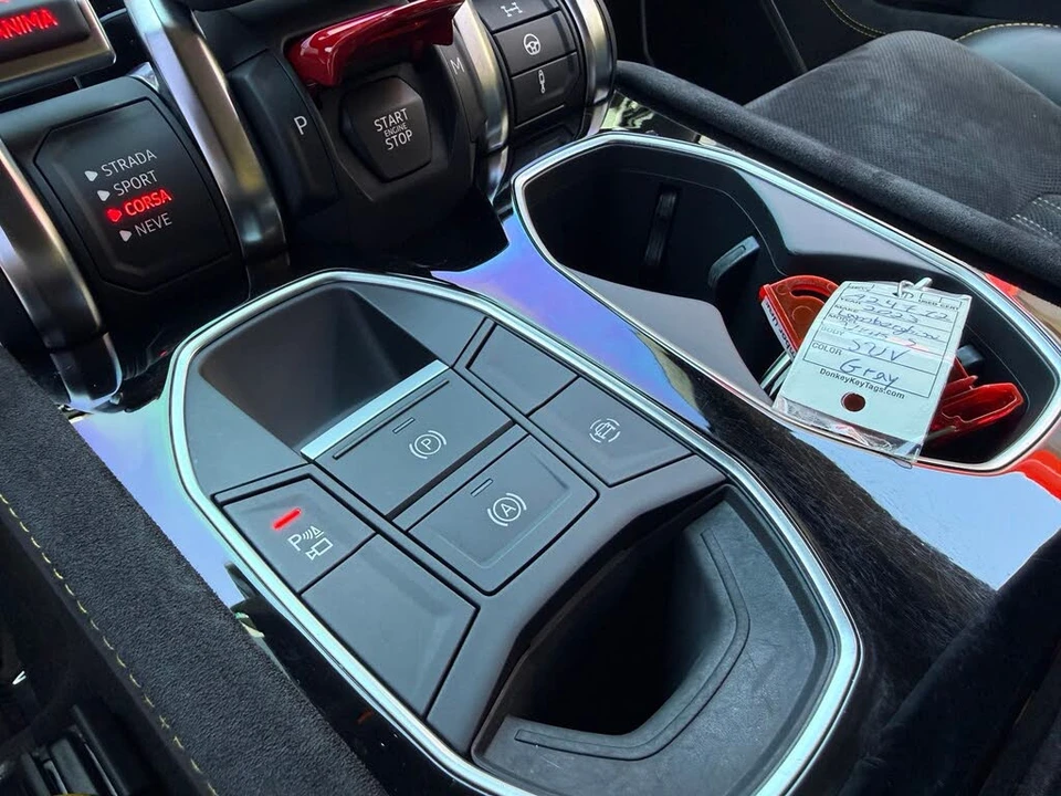 2023 Lamborghini Urus S - Image 26 of 31