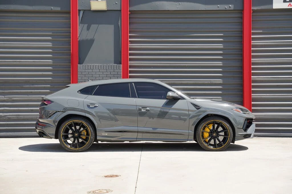2023 Lamborghini Urus S - Image 9 of 31