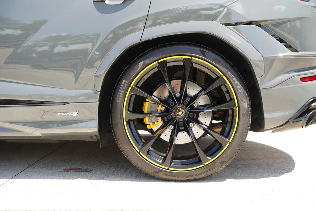 2023 Lamborghini Urus S - Image 13 of 31
