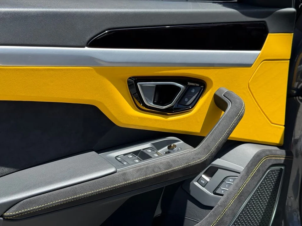 2023 Lamborghini Urus S - Image 18 of 31