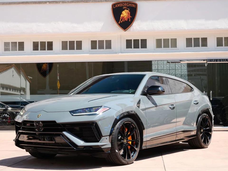 2023 Lamborghini Urus S - Image 26 of 28