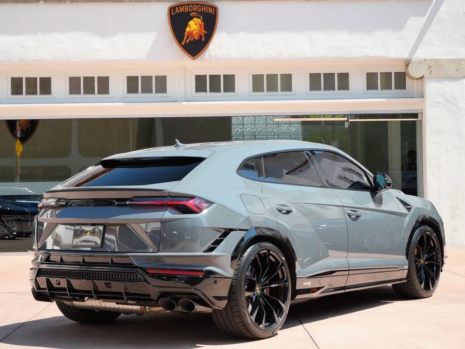 2023 Lamborghini Urus S - Image 3 of 28