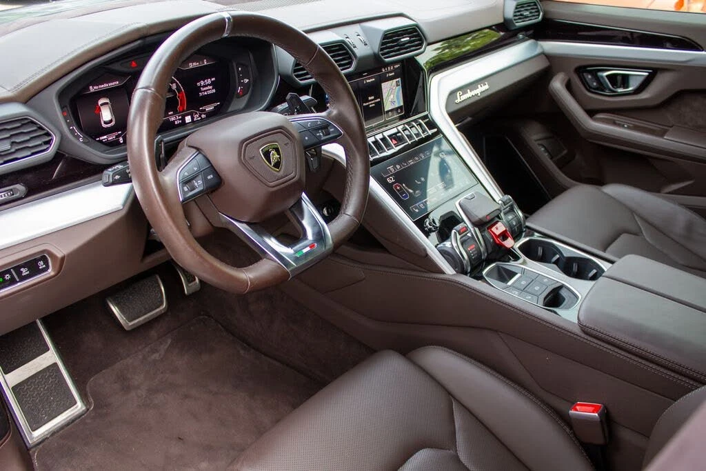 2023 Lamborghini Urus S - Image 9 of 21