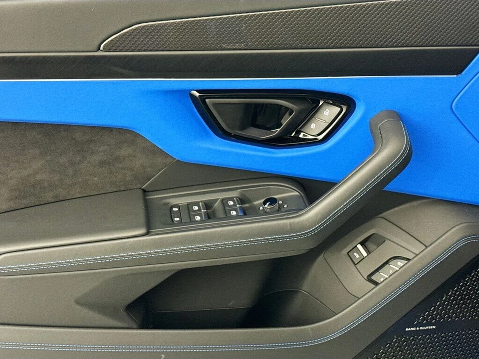 2023 Lamborghini Urus S - Image 18 of 31