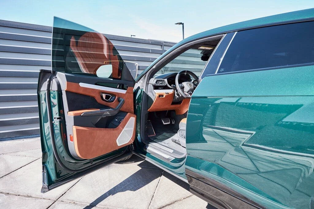 2023 Lamborghini Urus S - Image 31 of 31