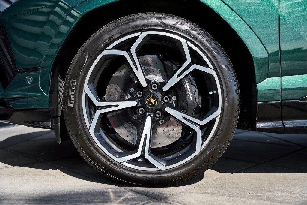 2023 Lamborghini Urus S - Image 3 of 31