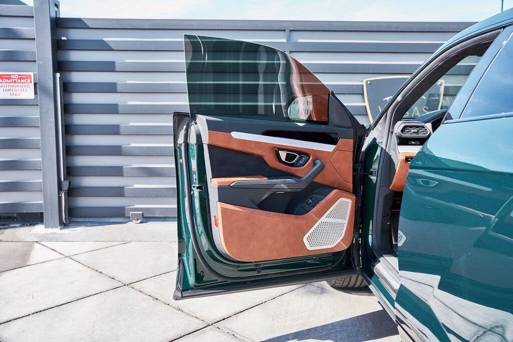 2023 Lamborghini Urus S - Image 30 of 31