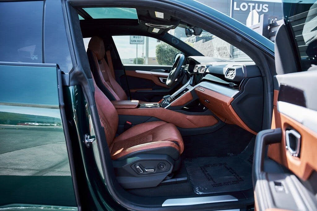 2023 Lamborghini Urus S - Image 25 of 31