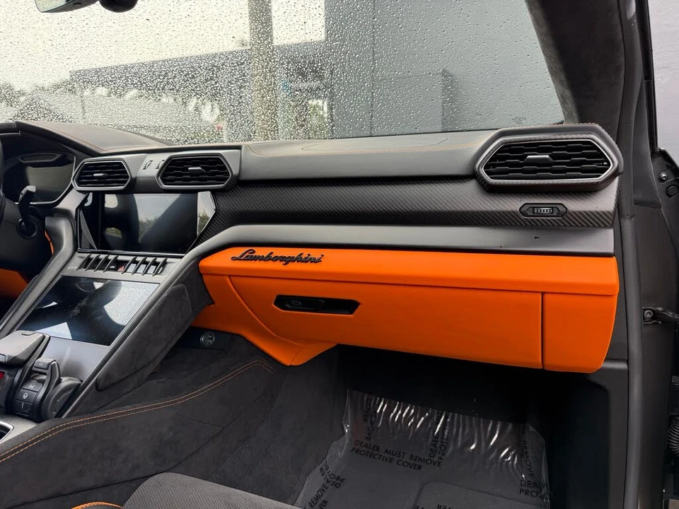 2023 Lamborghini Urus S - Image 21 of 31