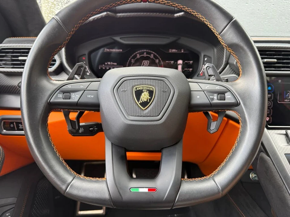 2023 Lamborghini Urus S - Image 29 of 31