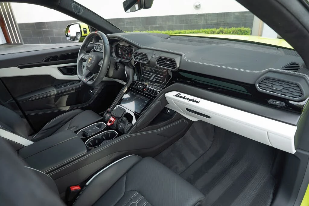 2023 Lamborghini Urus S - Image 2 of 22