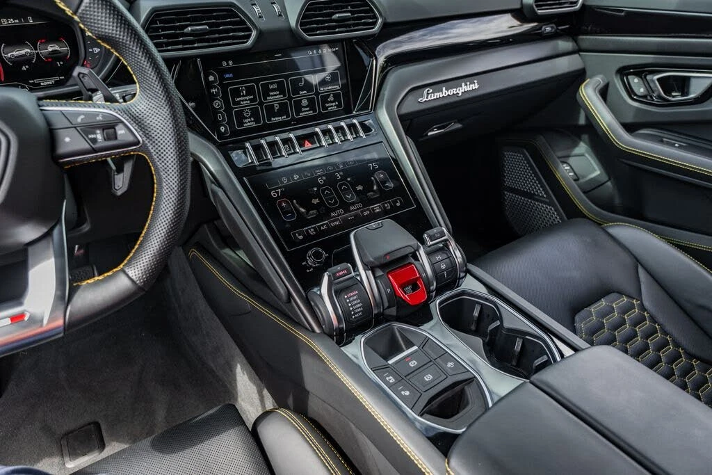 2023 Lamborghini Urus S - Image 28 of 31