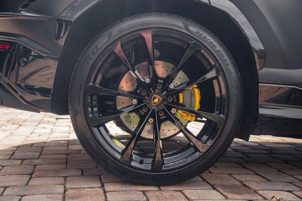 2023 Lamborghini Urus S - Image 14 of 31