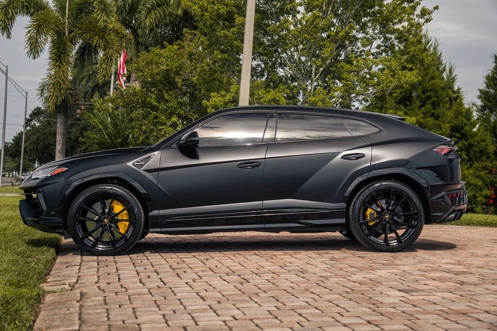 2023 Lamborghini Urus S - Image 3 of 31