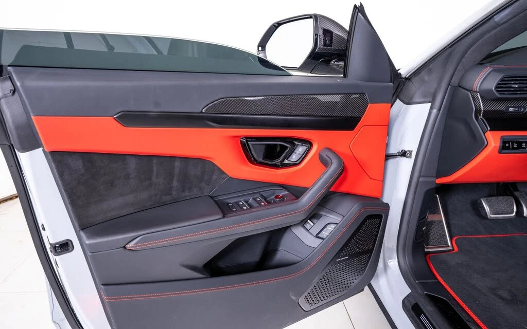 2023 Lamborghini Urus S - Image 14 of 22