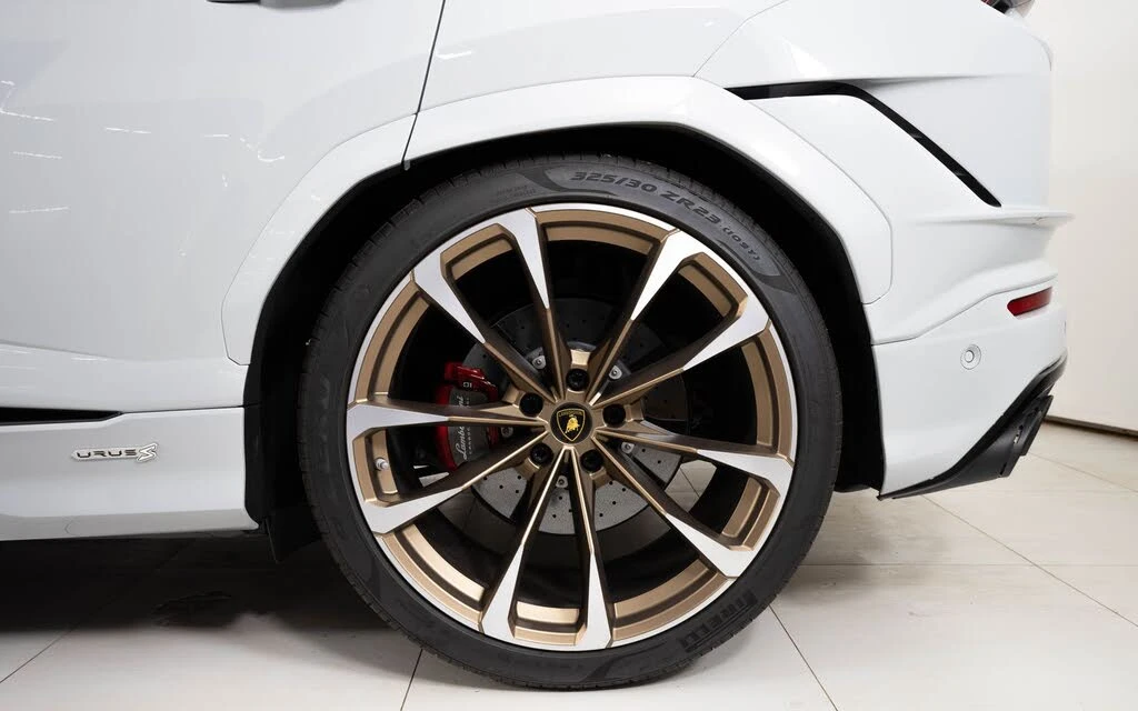 2023 Lamborghini Urus S - Image 11 of 22