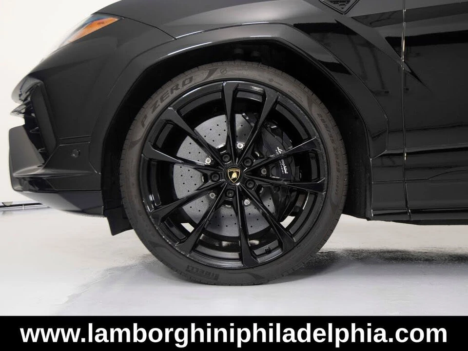 2023 Lamborghini Urus S - Image 9 of 31