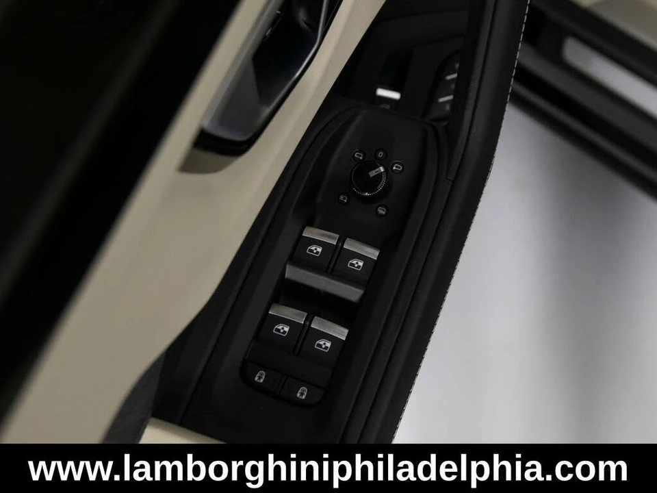 2023 Lamborghini Urus S - Image 18 of 31