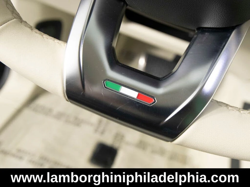 2023 Lamborghini Urus S - Image 21 of 31