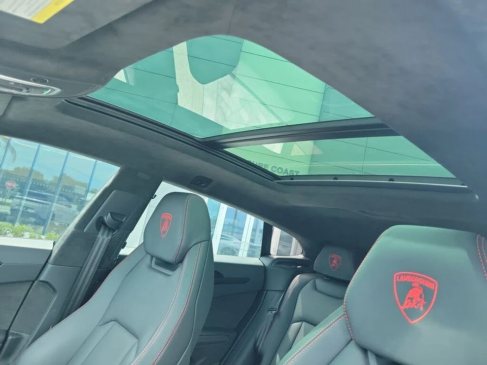 2023 Lamborghini Urus S - Image 28 of 30