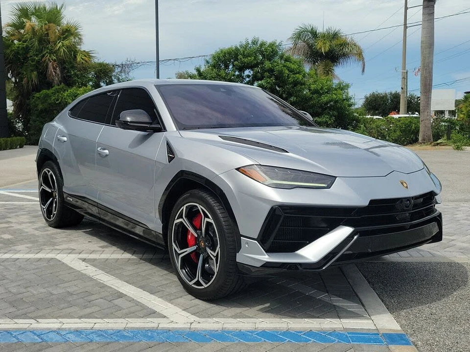 2023 Lamborghini Urus S - Image 7 of 30