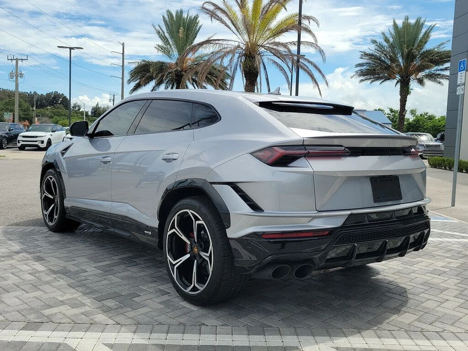 2023 Lamborghini Urus S - Image 3 of 30