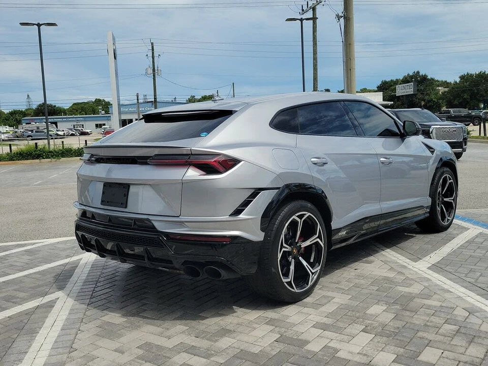 2023 Lamborghini Urus S - Image 5 of 30