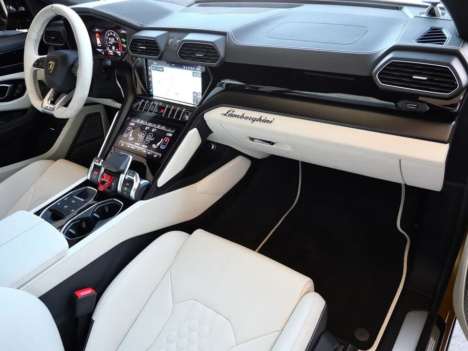 2023 Lamborghini Urus S - Image 26 of 28