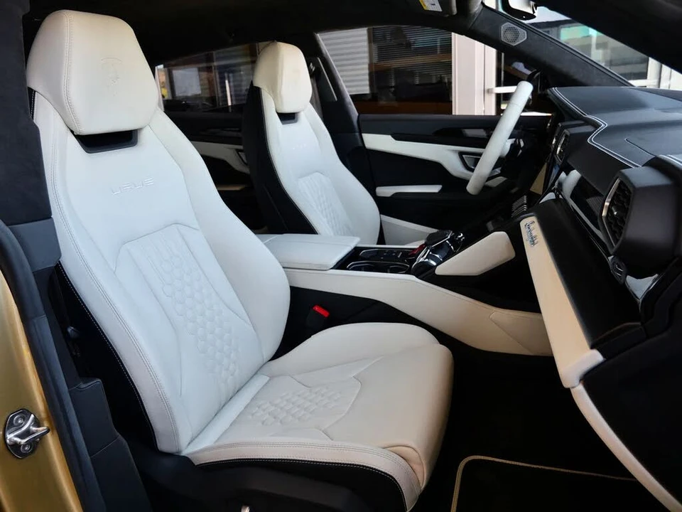 2023 Lamborghini Urus S - Image 8 of 28