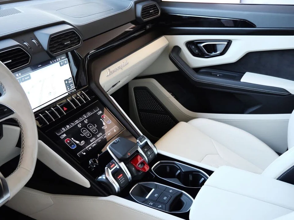 2023 Lamborghini Urus S - Image 16 of 28