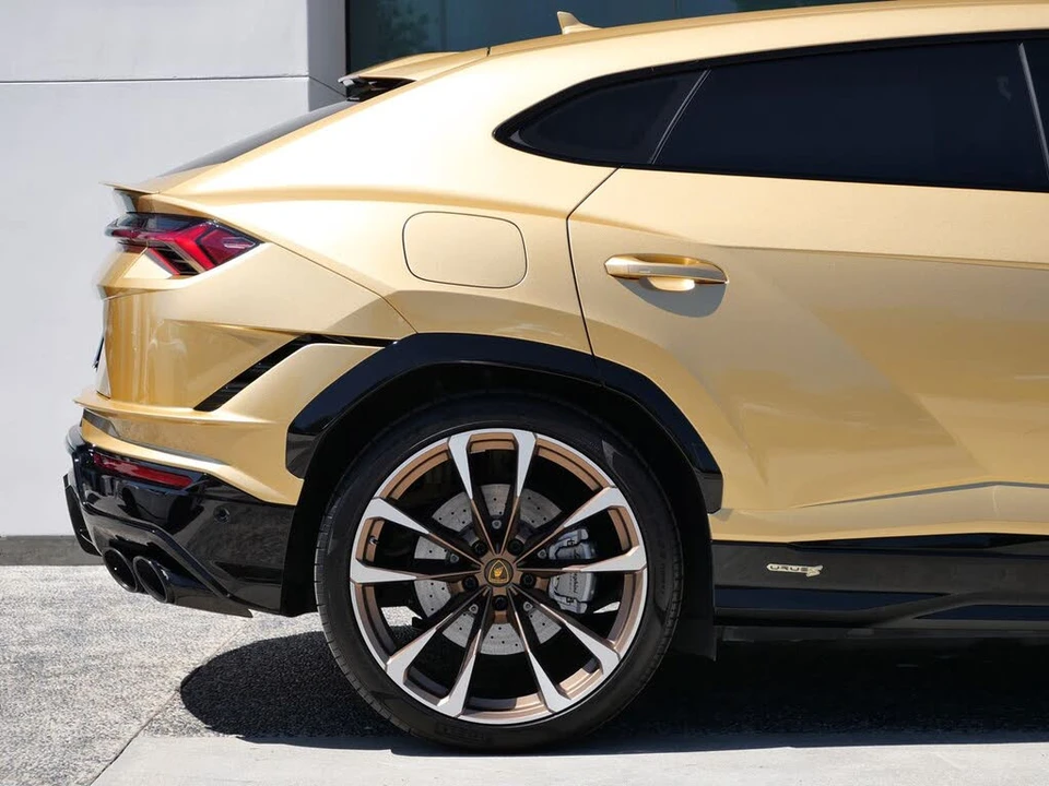 2023 Lamborghini Urus S - Image 11 of 28