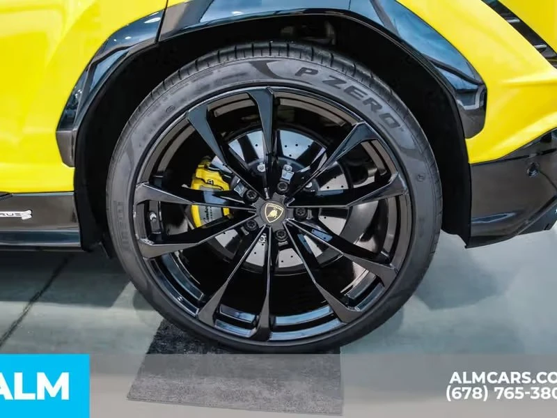 2023 Lamborghini Urus S - Image 11 of 18