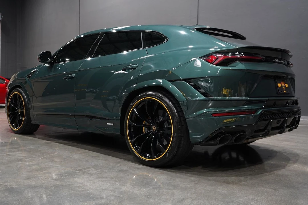 2023 Lamborghini Urus S - Image 3 of 21