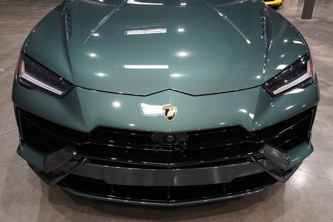 2023 Lamborghini Urus S - Image 9 of 21