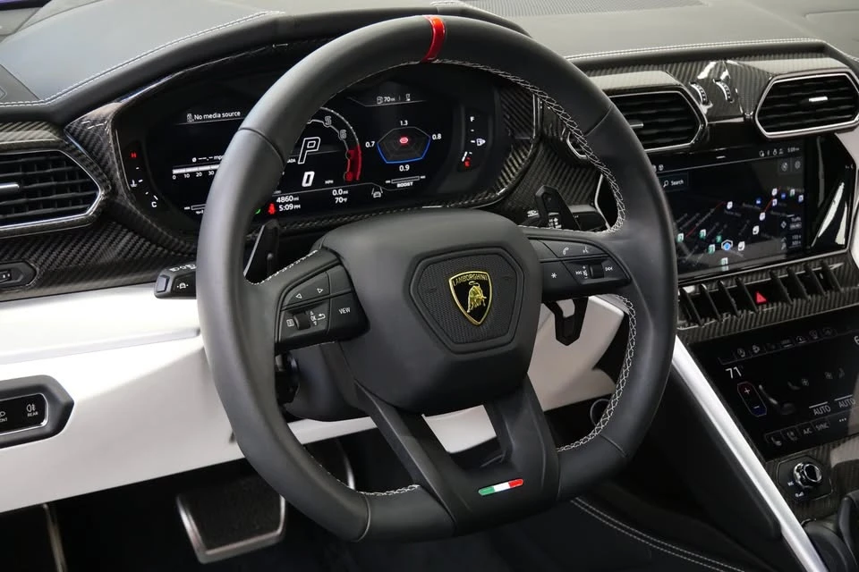 2023 Lamborghini Urus S - Image 11 of 15