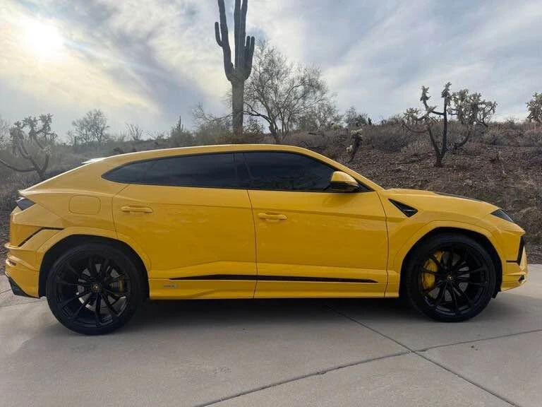 2023 Lamborghini Urus S - Image 3 of 17