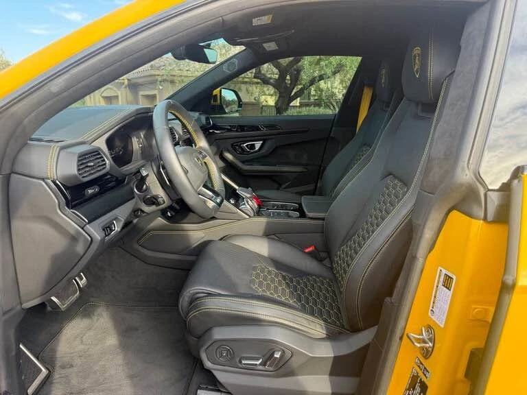 2023 Lamborghini Urus S - Image 9 of 17